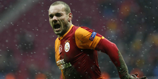 İtalyan devi Sneijder için geliyor!