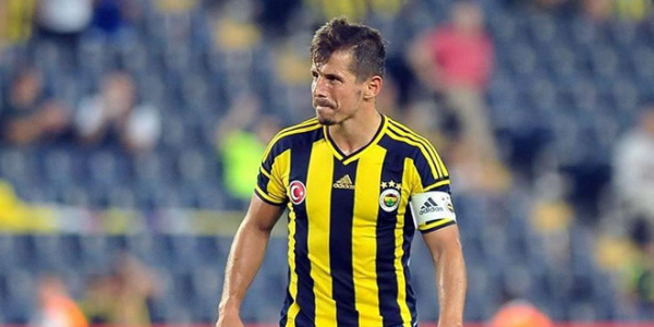 Emre Belözoğlu'ndan flaş karar!
