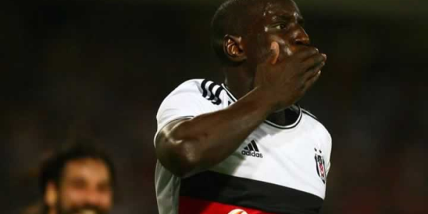 Demba Ba davet bekliyor