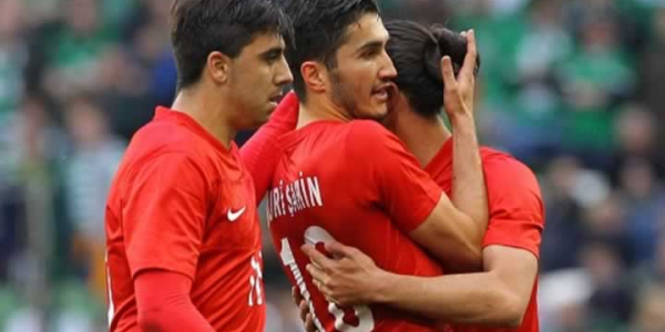 F.Bahçe ve Trabzon onun için kapışıyor!