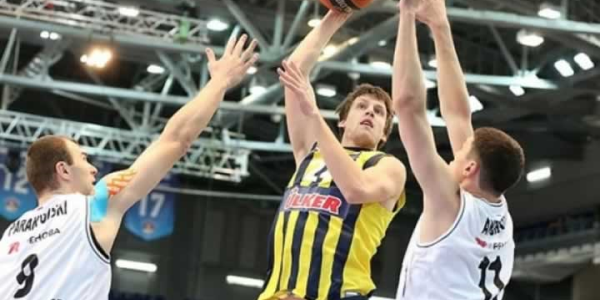 F.Bahçe deplasmanda kazandı