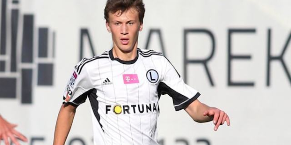 Arsenal genç yıldızı kaptı