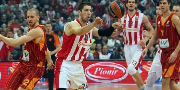 Aslan Sırbistan'ı susturdu!