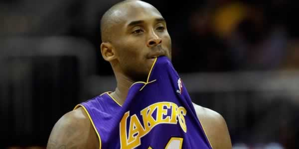 Kobe Bryant'tan üzen açıklama!
