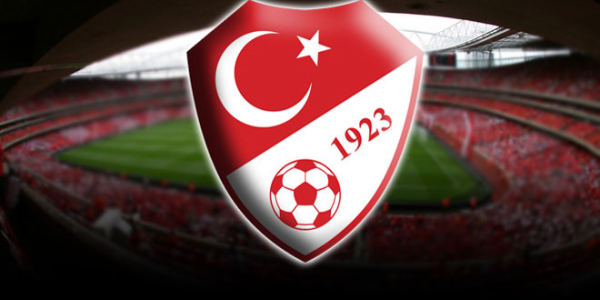 PFDK'dan Beşiktaş'a tribün kapatma! 