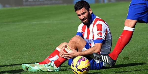 Arda Turan hastaneye kaldırıldı!