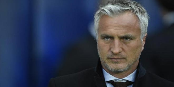 Ginola'dan sürpriz karar!