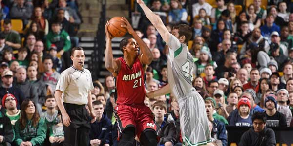 Wade yoksa Whiteside var! 