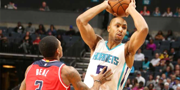 Wizards, Hornets'i deviremedi
