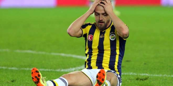 Caner'in isyanı: "Bak yine..."