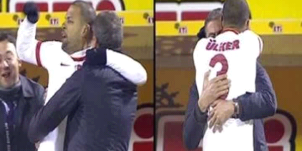 Melo'nun hocasıyla yaşadığı sevinç olay oldu