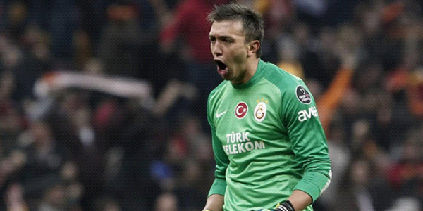 Muslera‘ya dünya devi talip!
