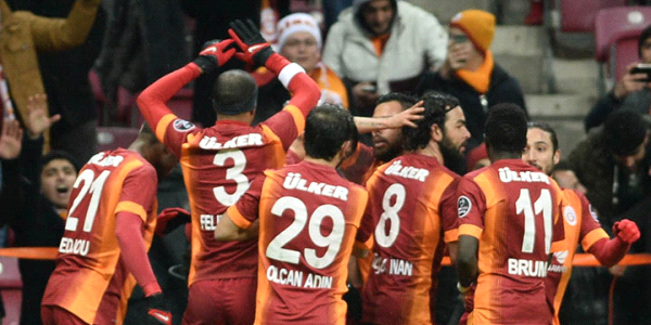 Aslan Arena'da kükredi!