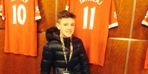 16’lık futbolcuya ManU’dan servet!