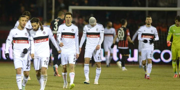 Beşiktaş liderlikten düştü