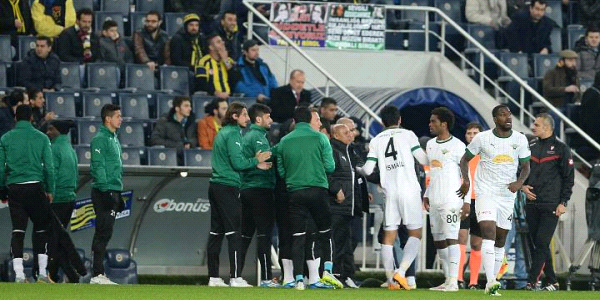 Kadıköy'de soğuk duş!