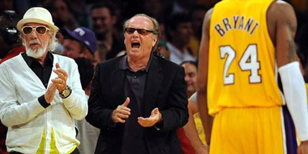 Kombinesini satışa çıkarttı!