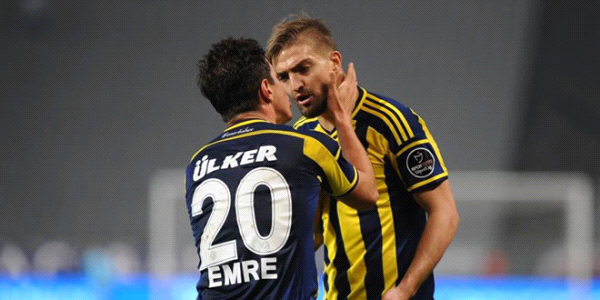 Caner Erkin bunu hep yapıyor!