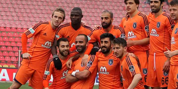 Akhisar evinde kaybetti