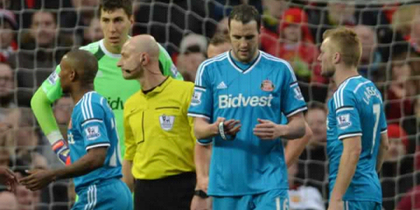 İngiltere'de skandal hakem kararı