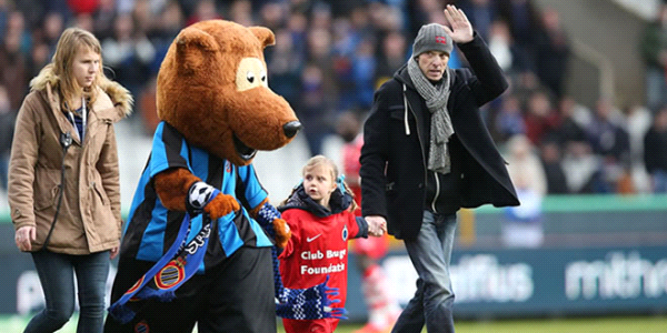 20 bin taraftar önünde ölüme yürüdü