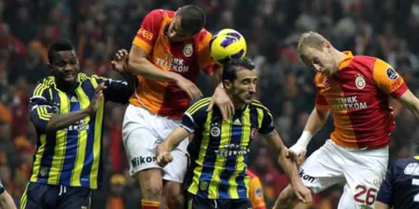 Ünlülerden derbi tahminleri