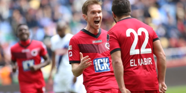 6 gollü maçtan Gençler çıktı