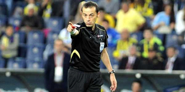 Derbide Çakır'a protesto