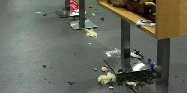 B.Münih soyunma odası bu hale geldi