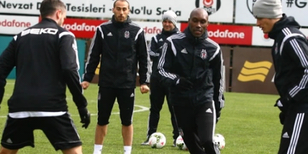 Beşiktaş derbi hazırlıklarına başladı 