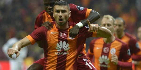 Burak Yılmaz ilk 11'de olacak mı?