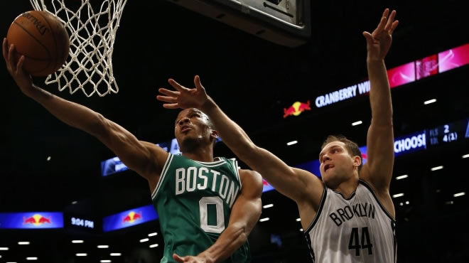 Boston adım adım playoff'a yürüyor!