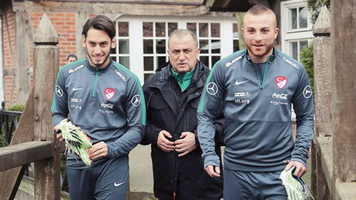 Gökhan ve Hakan omuz omuza!