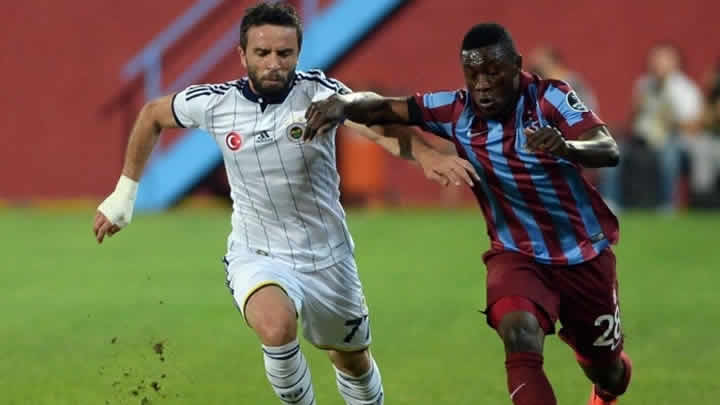 Waris Majeed'e teklifler yağıyor!