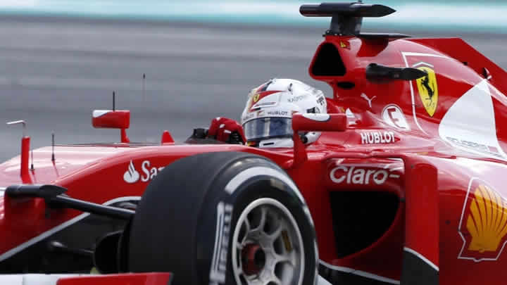 Malezya'da Vettel fırtınası! 