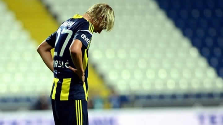 Bu da oldu! Krasic sakatlandı 
