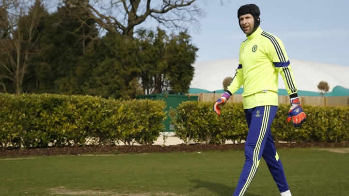 Beşiktaş'a Cech için büyük rakip! 