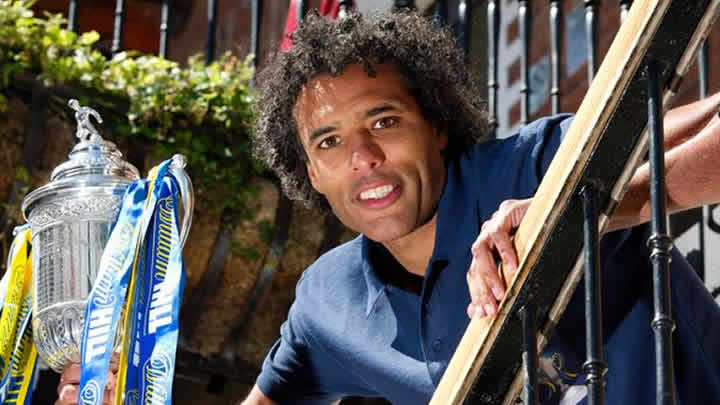 Van Hooijdonk hocalığa dönüyor 