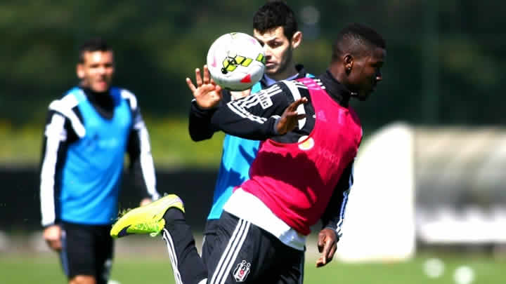 Beşiktaş'ta Opare ve Sivok sevinci