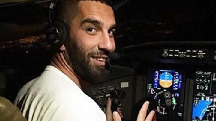Pilotlara Arda Turan uyarısı geldi 