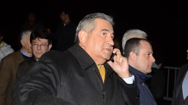 Polis 'Abartmayın' dedi, Uslu çıldırdı!