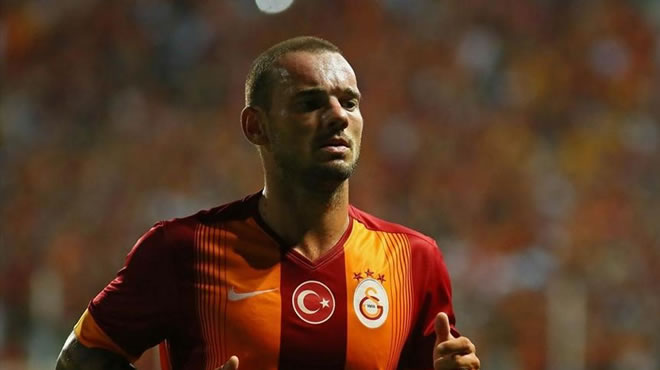 Galatasaray‘da Sneijder şoku!