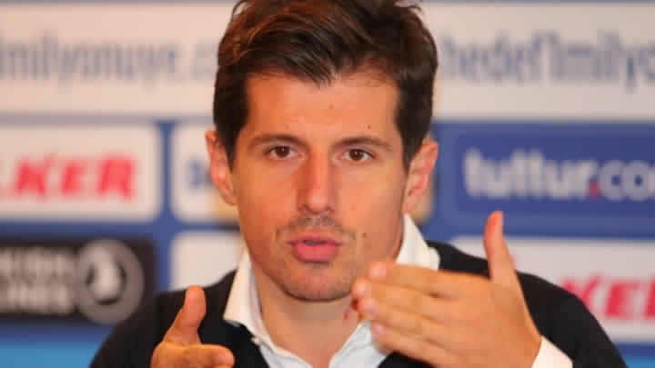 Alt Lig kaptanları Emre'yi aradı! 