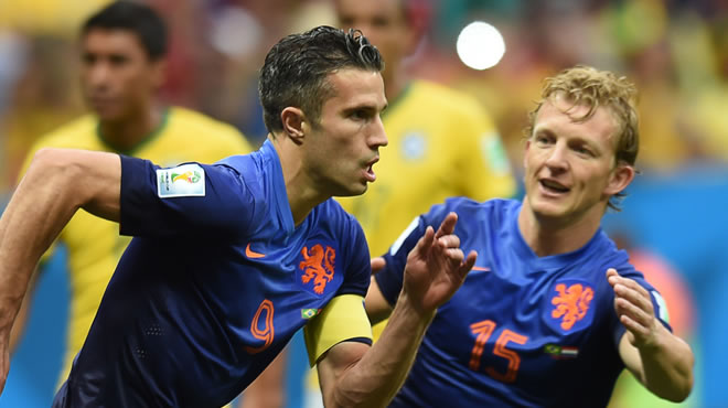 Van Persie‘den Kuyt‘a sürpriz telefon!