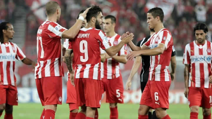Olympiakos maça çıkmadan şampiyon oldu