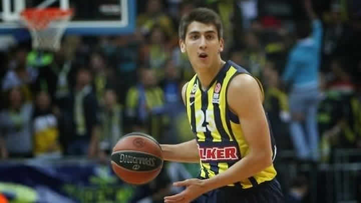 'Obradovic ilkokul öğretmenim gibidir'