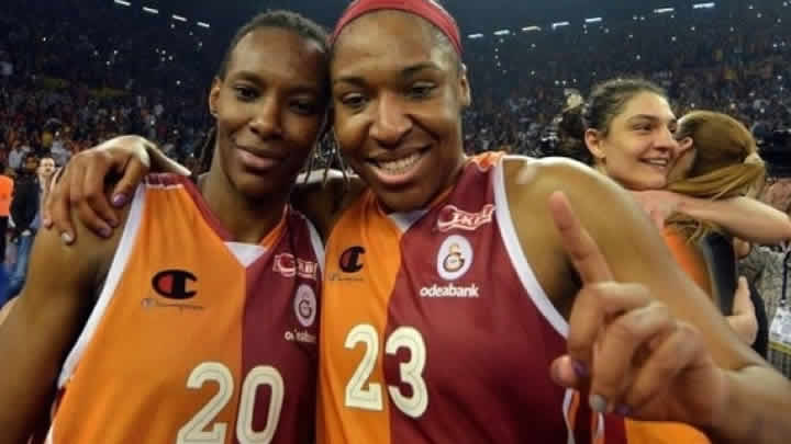 G.Saray bu akşam İstanbul'a getiriyor 