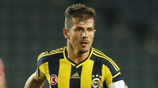 Fenerbahçe'de flaş Emre kararı 