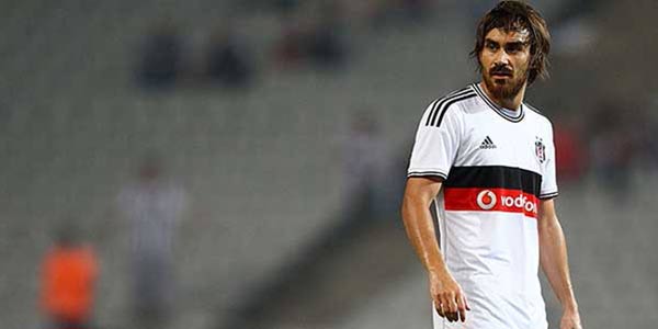 Veli Kavlak'ın sakatlığına çare bulunamıyor