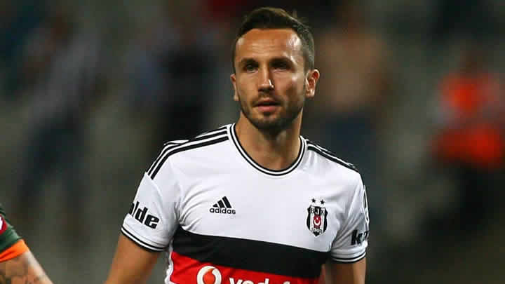 Beşiktaş'ta pazubant krizi!